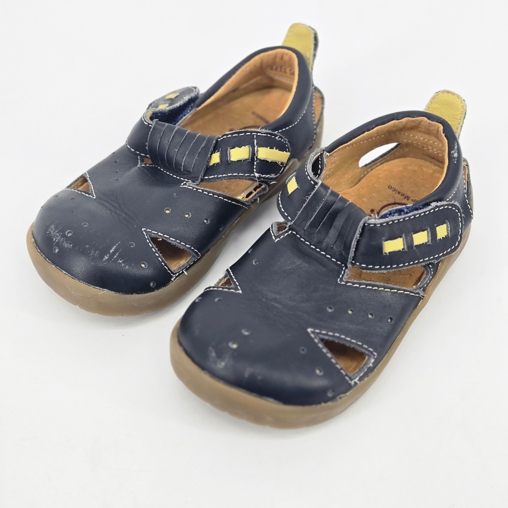 Livie & Luca Black Leather Closed Toe Fisherman Sandals Toddler Size 8 Retired